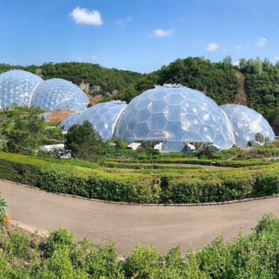 Eden Project Domes - Flikr - photo by Simon Morris