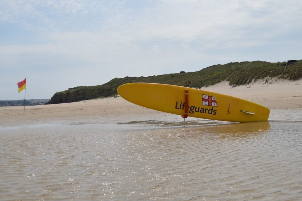 Porthkidney Beach